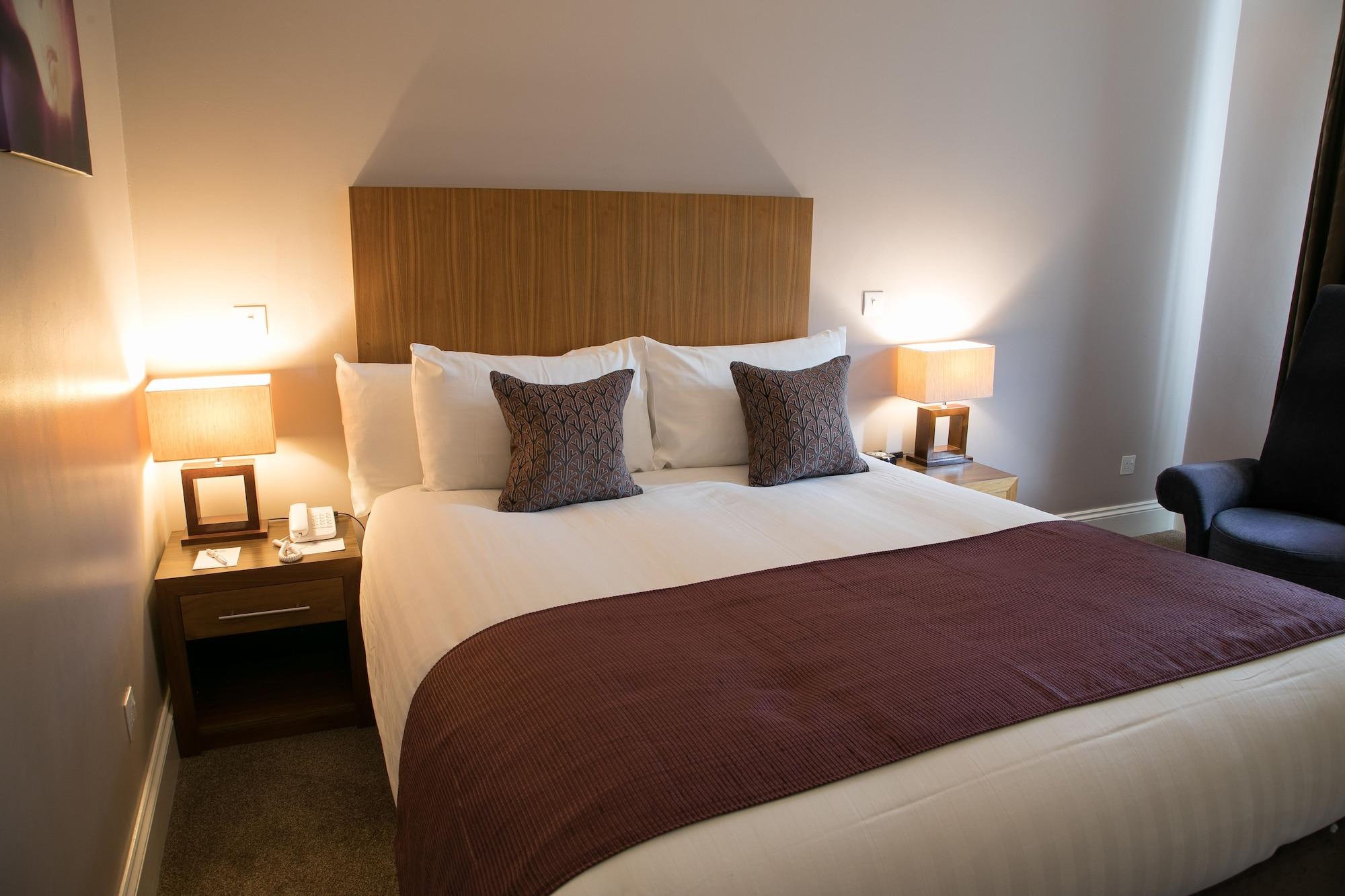 Best Western Plus Centurion Hotel 미드소머노턴 외부 사진